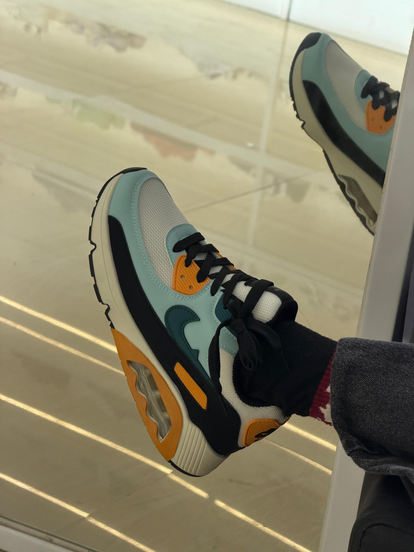 AIP MAX