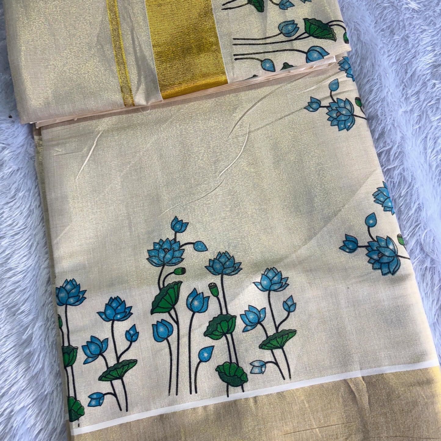 💫Lotus Golden Tissue Saree💫