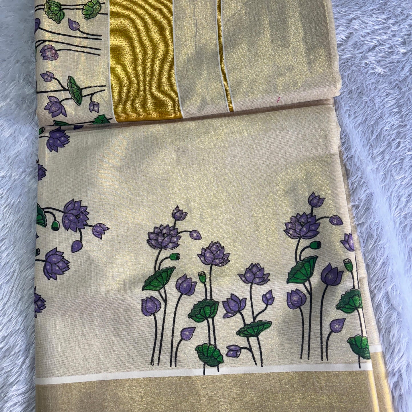 💫Lotus Golden Tissue Saree💫